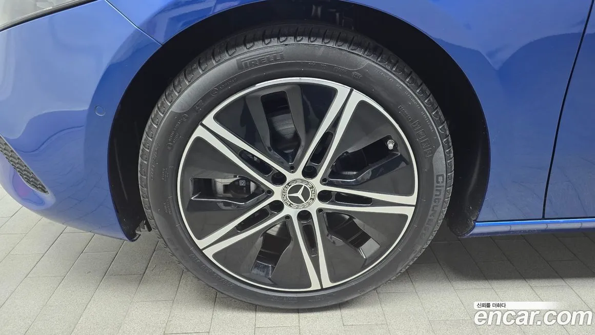 Mercedes-Benz A-Class 2025 из KR, фото 5