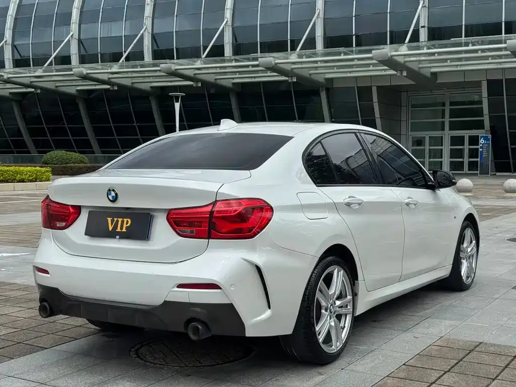 BMW 1 Series 2021 из CN, фото 5