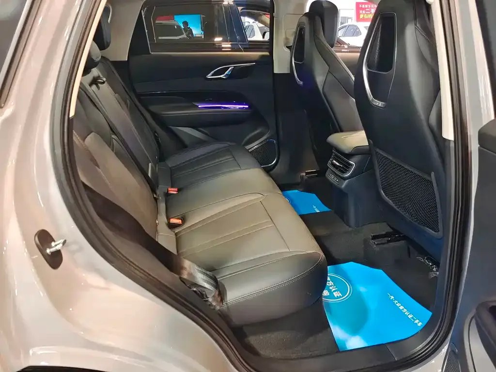 Hongqi HS3 PHEV 2025 из CN, фото 9