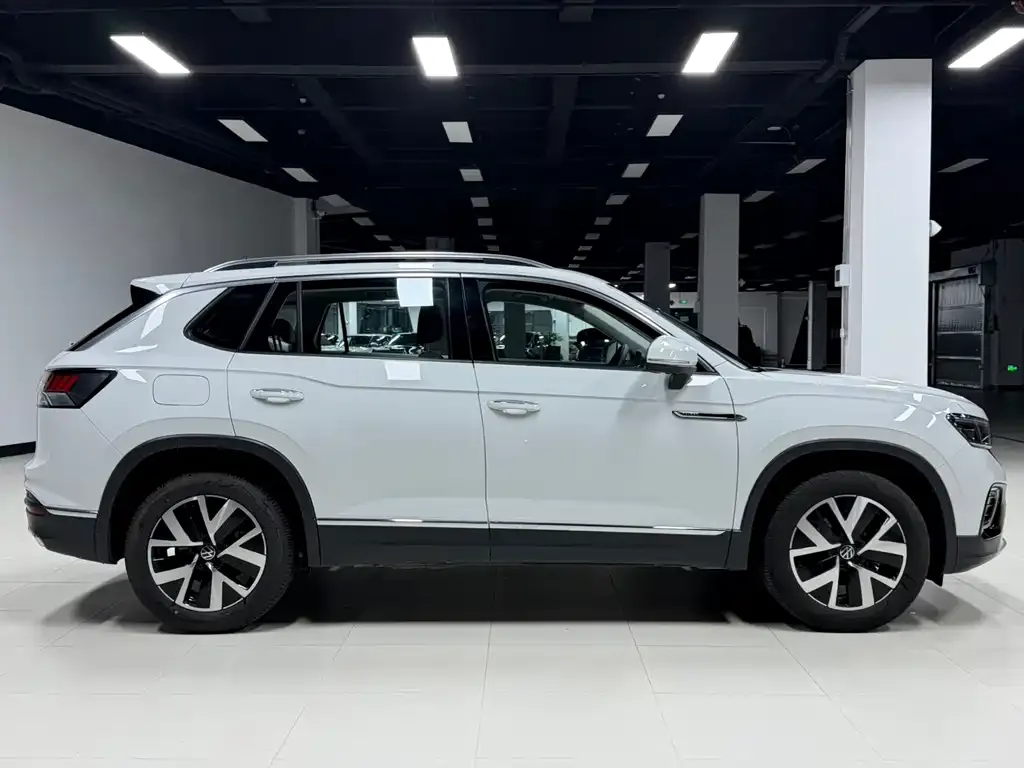 Volkswagen Tayron 2023 из CN, фото 4