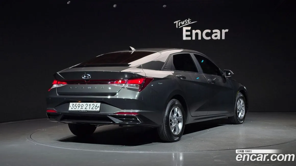 Hyundai AVANTE — фото 2