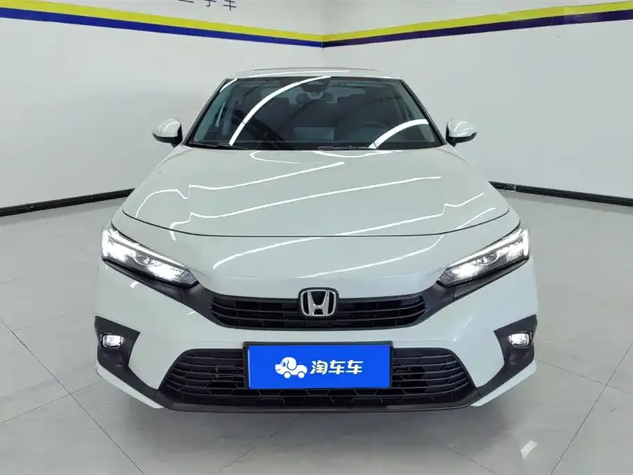 Honda Civic 2023 из CN, фото 2
