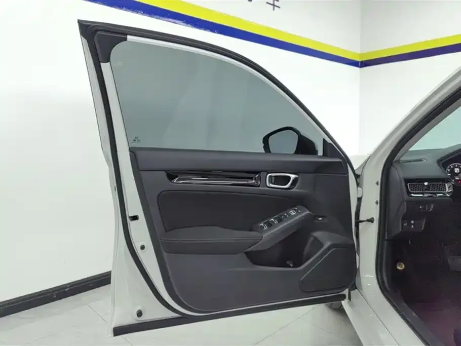 Honda Civic 2023 из CN, фото 7