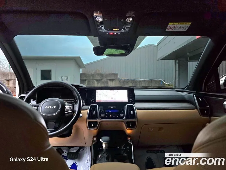 Kia Sorento — фото 10