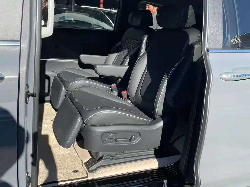 Hyundai Custo 2023 из CN, фото 6