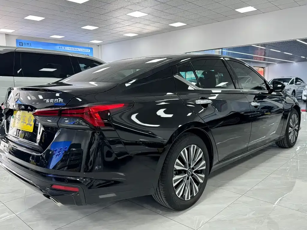 Nissan Teana 2023 из CN, фото 4