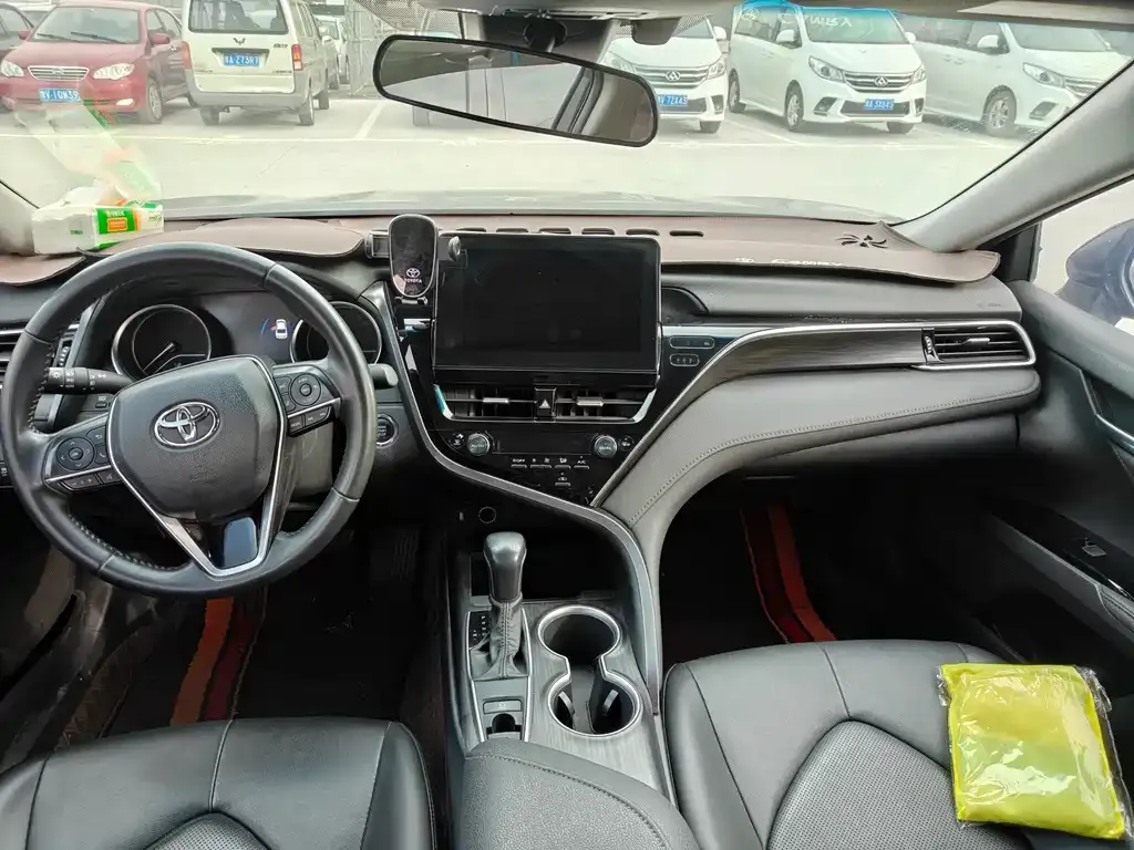 Toyota Camry 2022 из CN, фото 9