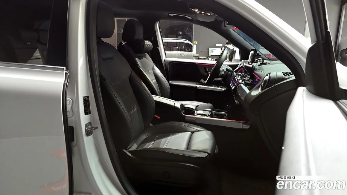 Mercedes-Benz EQB — фото 10