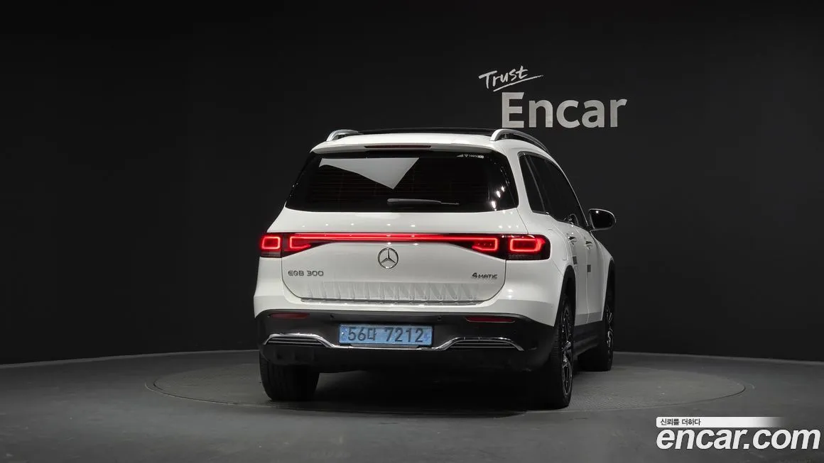 Mercedes-Benz EQB — фото 4