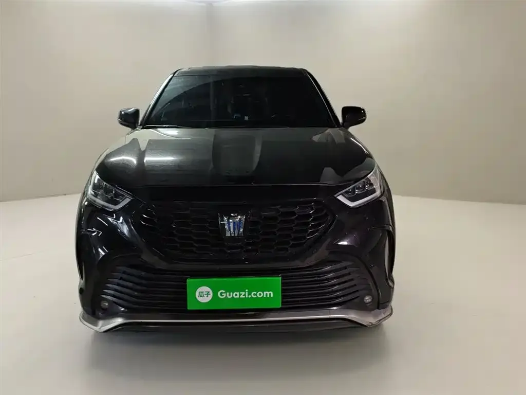 Toyota Crown Kluger 2021 из CN, фото 3