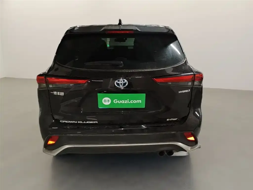 Toyota Crown Kluger 2021 из CN, фото 6
