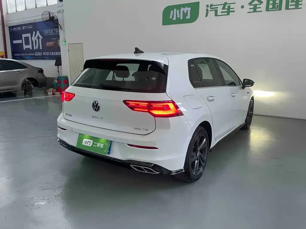 Volkswagen Golf 2022 из CN, фото 5