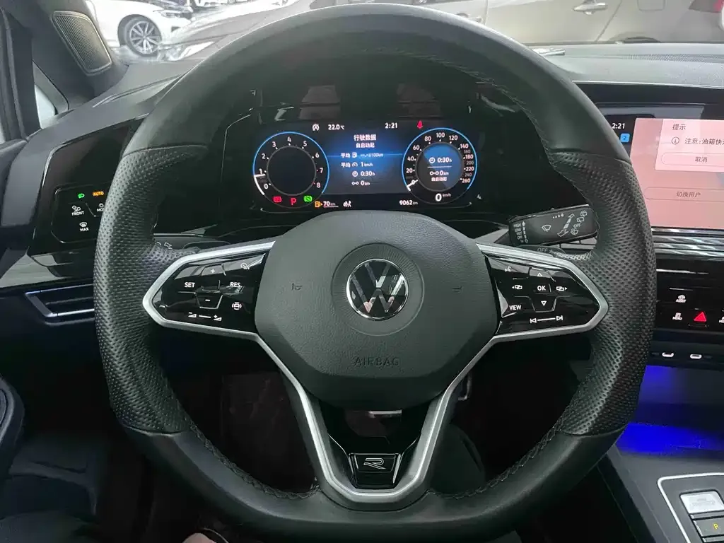 Volkswagen Golf 2022 из CN, фото 8