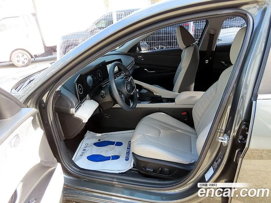 Hyundai AVANTE — фото 10