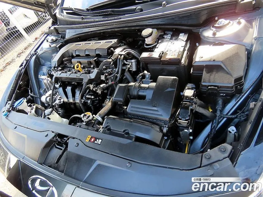 Hyundai AVANTE — фото 6