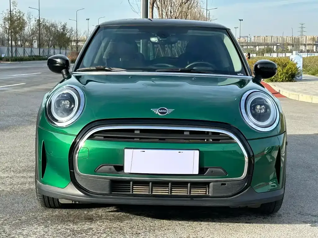 MINI Cooper (3-door) 2022 из CN, фото 2
