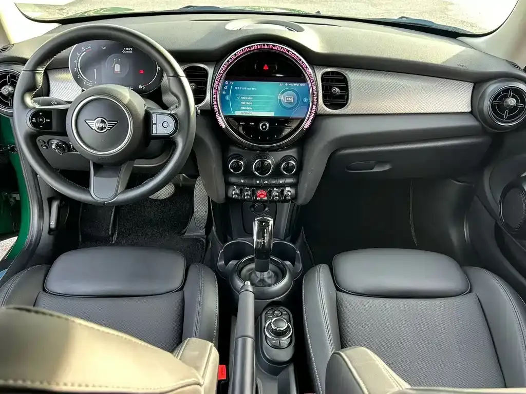 MINI Cooper (3-door) 2022 из CN, фото 4