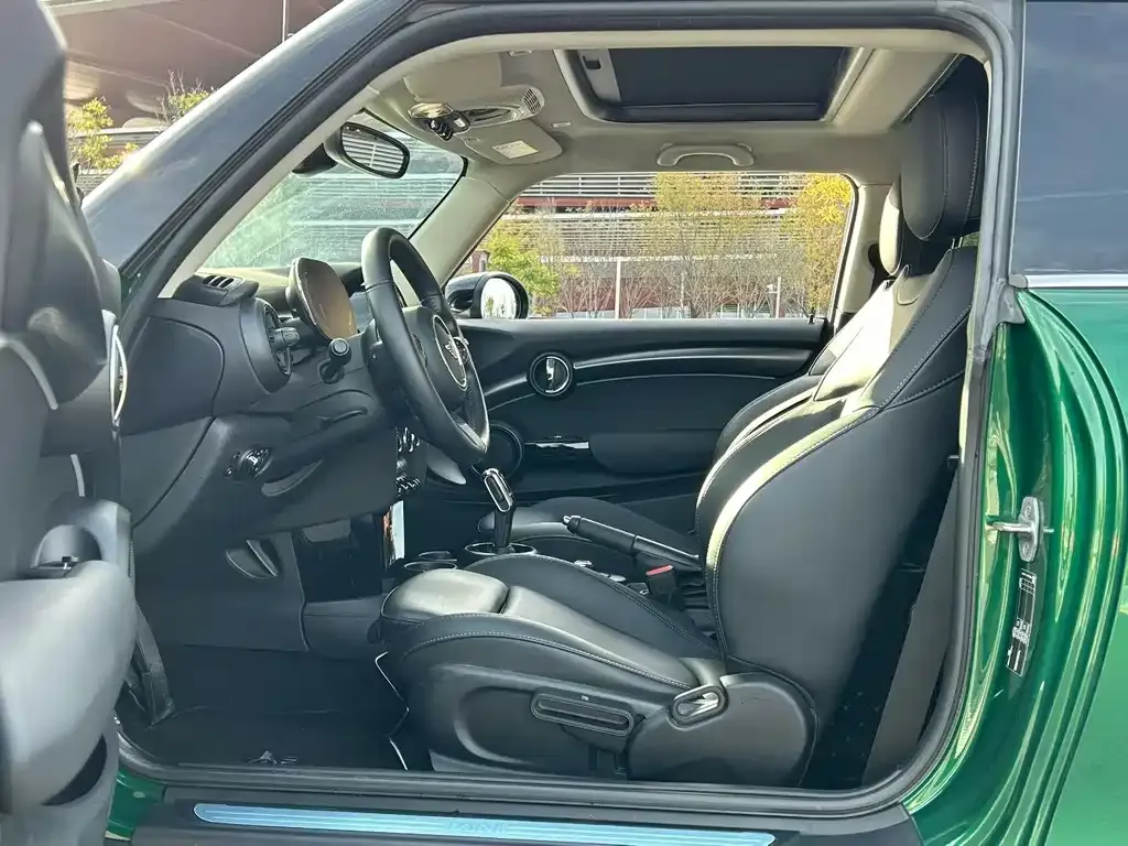 MINI Cooper (3-door) 2022 из CN, фото 6
