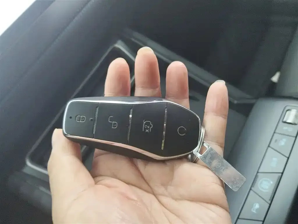 BYD Qin L 2025 из CN, фото 9