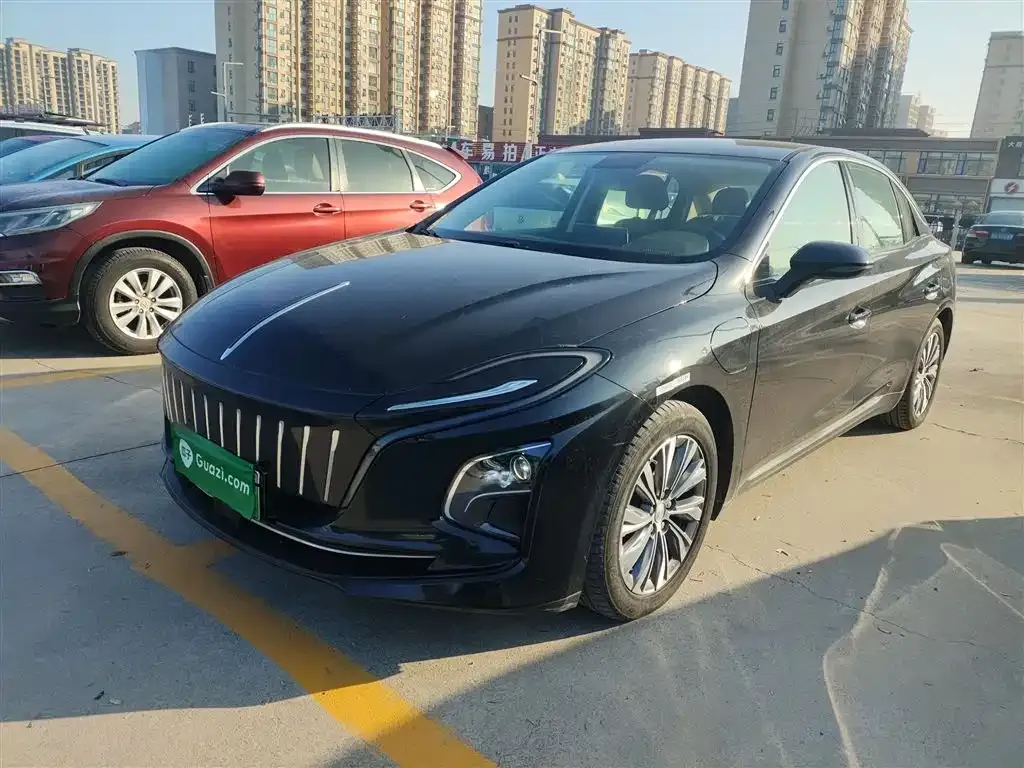 Hongqi E-QM5 — фото 2