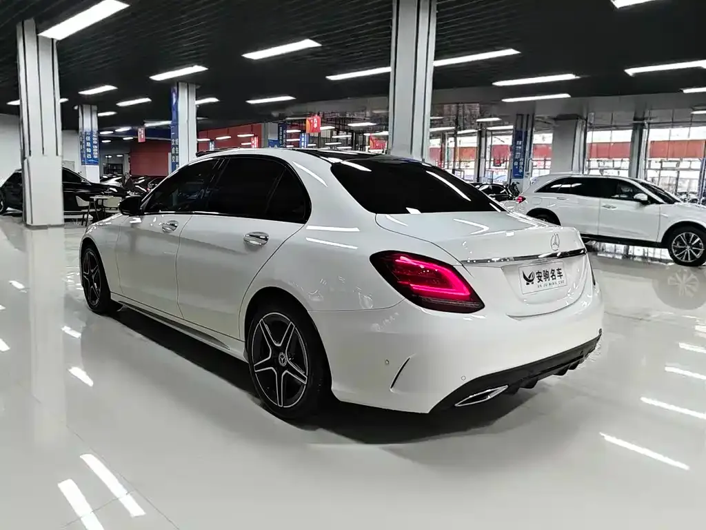 Mercedes-Benz C-Class — фото 4