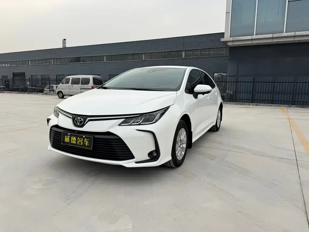 Toyota Corolla 2022 из CN, фото 1