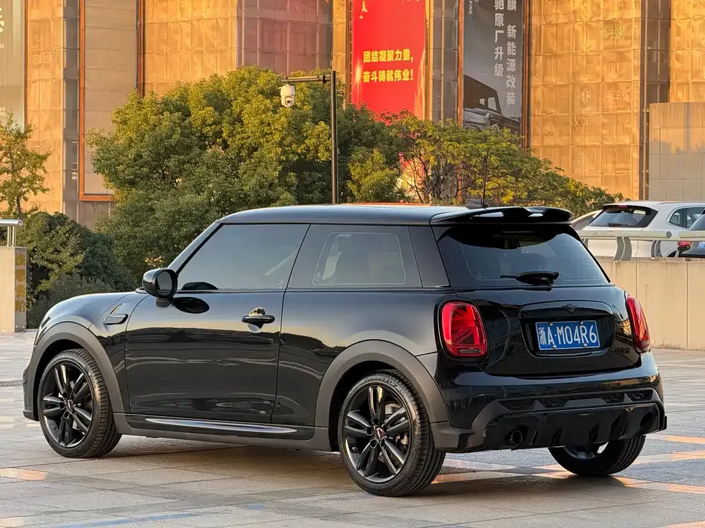 MINI Cooper (3-door) 2022 из CN, фото 4