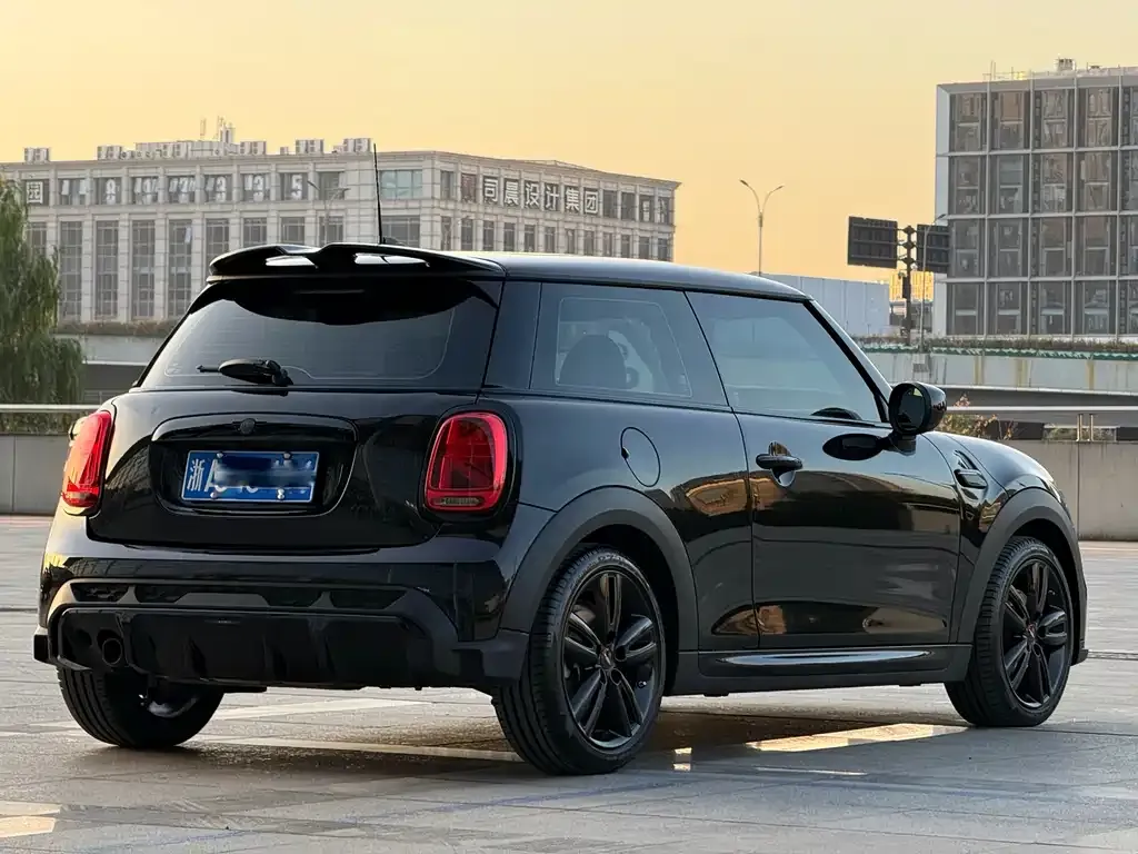 MINI Cooper (3-door) 2022 из CN, фото 6