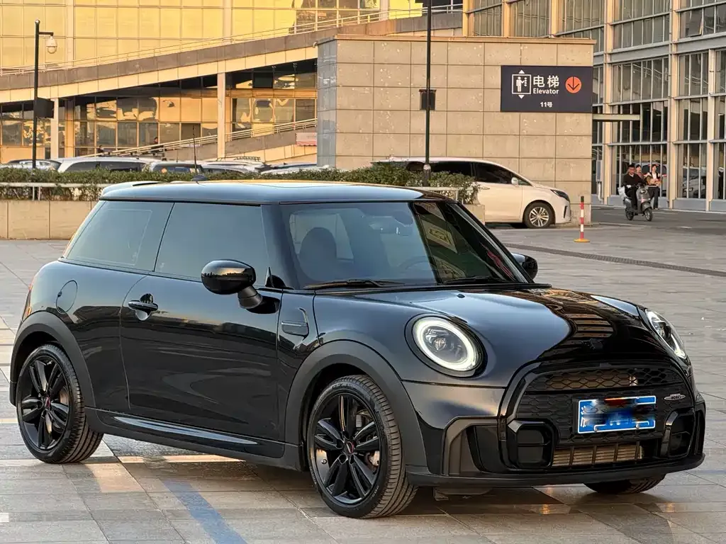 MINI Cooper (3-door) 2022 из CN, фото 7