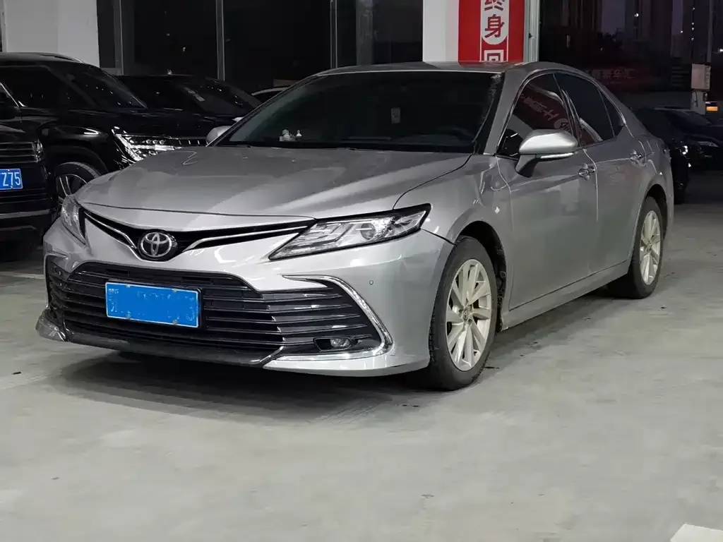 Toyota Camry 2022 из CN, фото 1