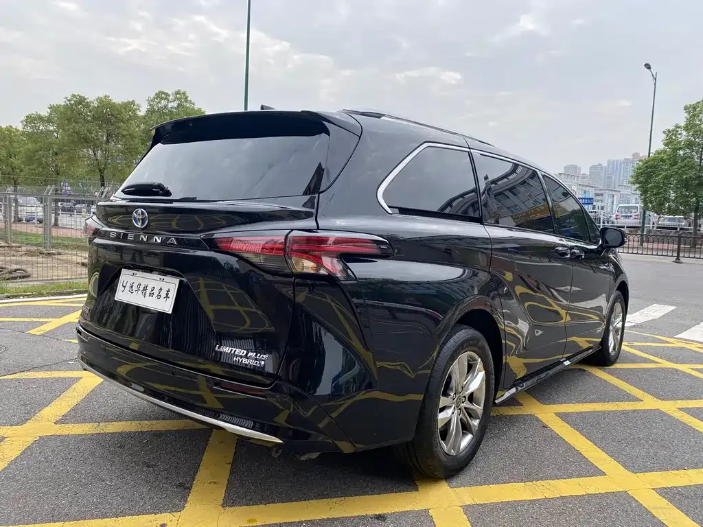 Toyota Sienna 2022 из CN, фото 8