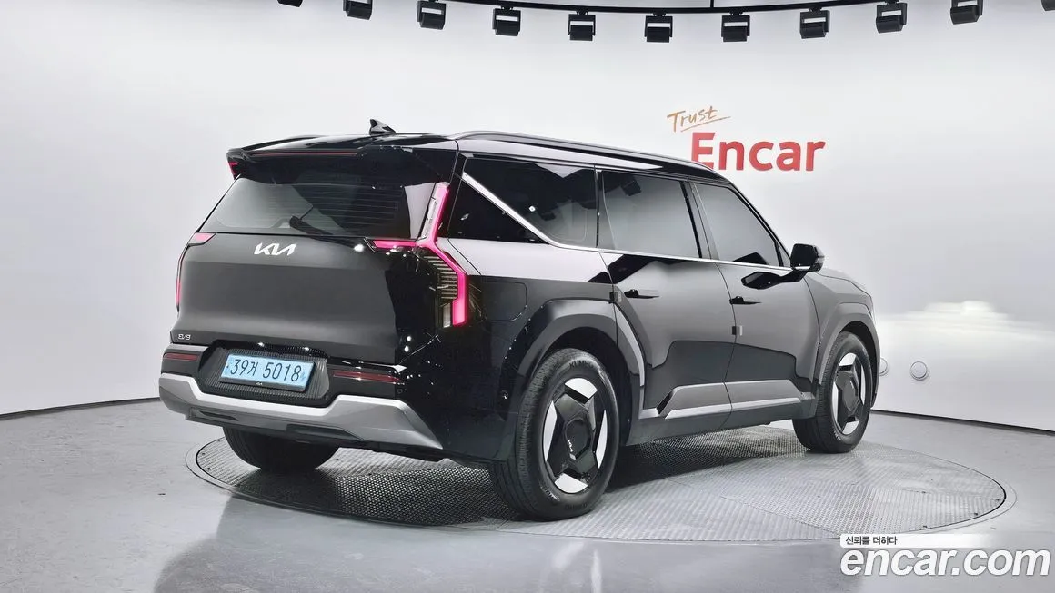 Kia EV9 2024 из KR, фото 2