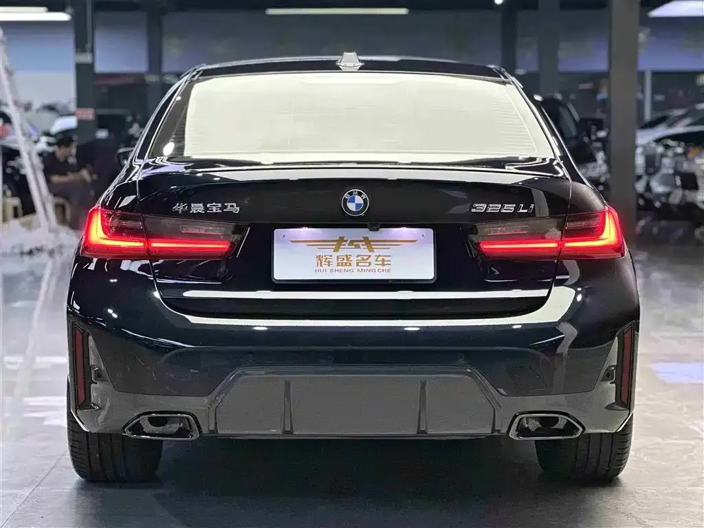 BMW 3 Series 2023 из CN, фото 4