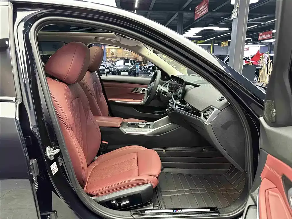 BMW 3 Series 2023 из CN, фото 8