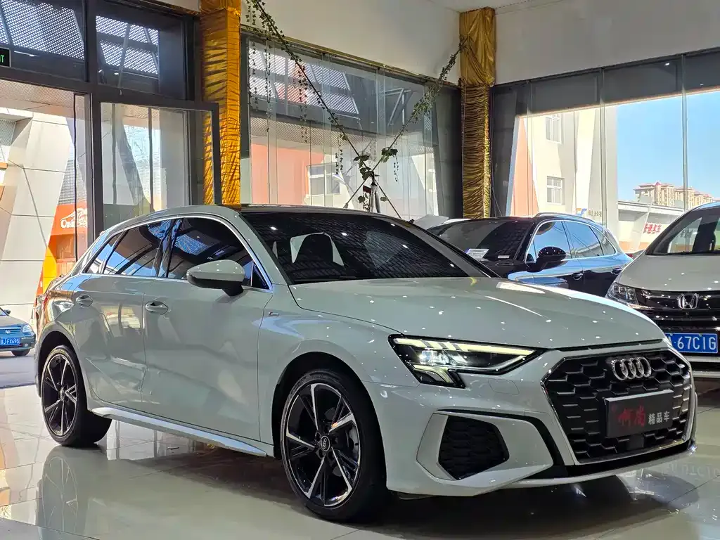 Audi A3 2024 из CN, фото 3