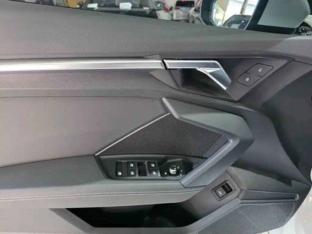 Audi A3 2024 из CN, фото 6