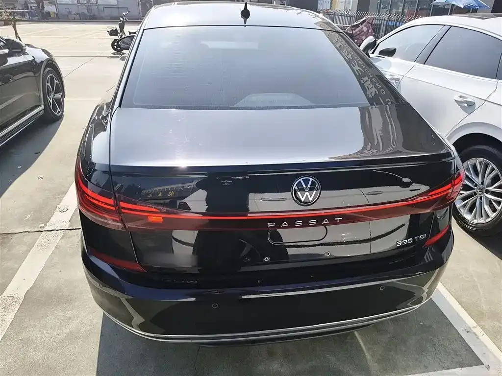 Volkswagen Passat 2022 из CN, фото 6