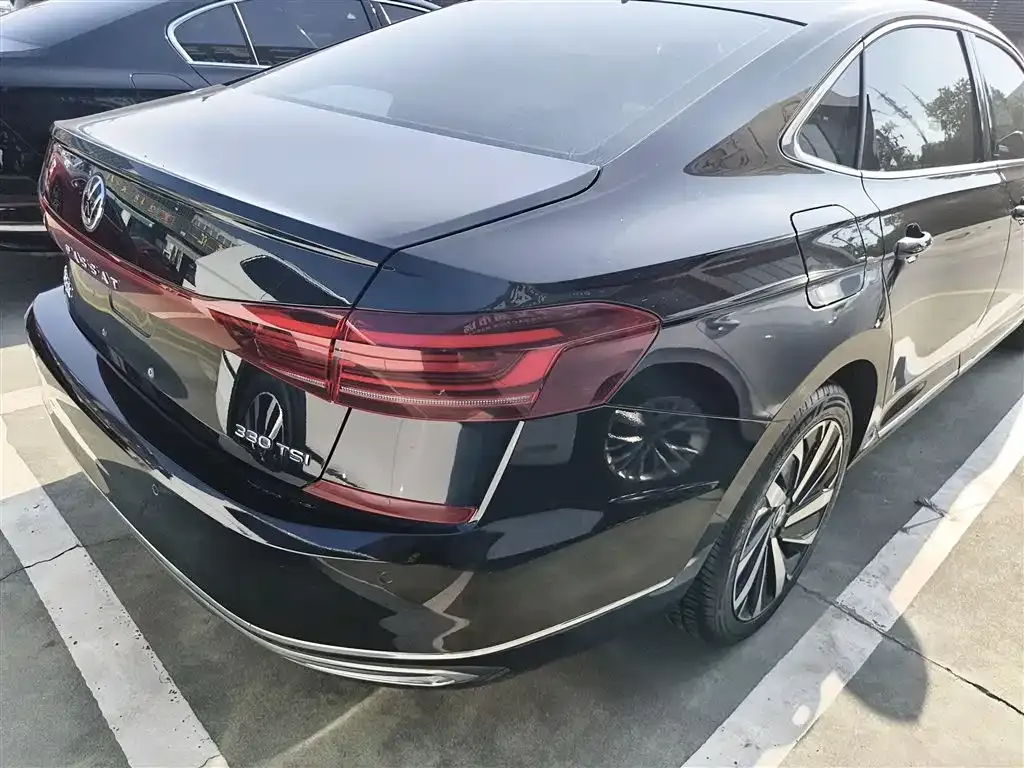 Volkswagen Passat 2022 из CN, фото 8