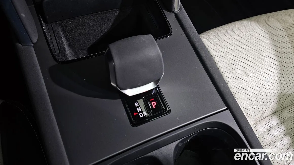 Land Rover Discovery Sport 2024 из KR, фото 9