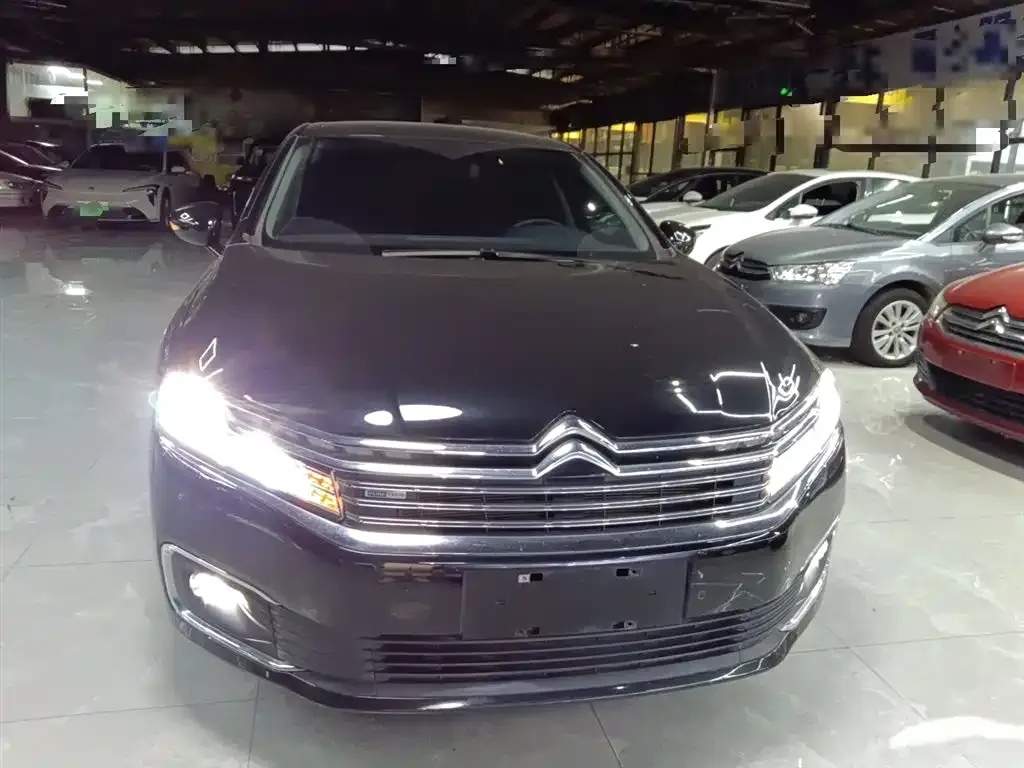 Citroen C6 2023 из CN, фото 3
