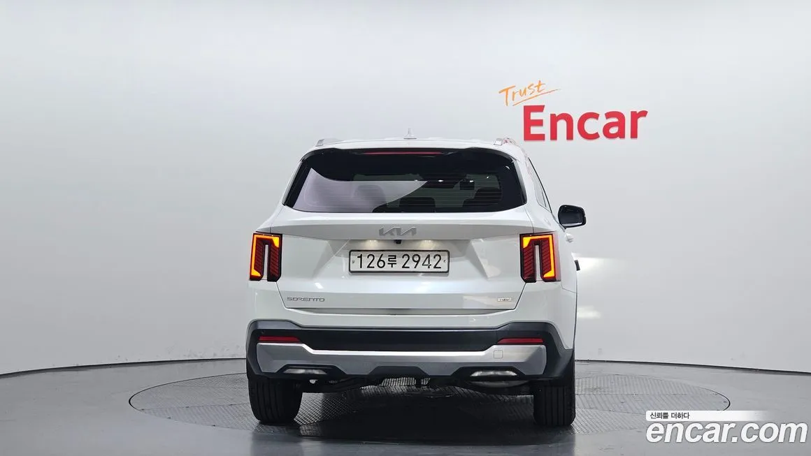 Kia Sorento — фото 4