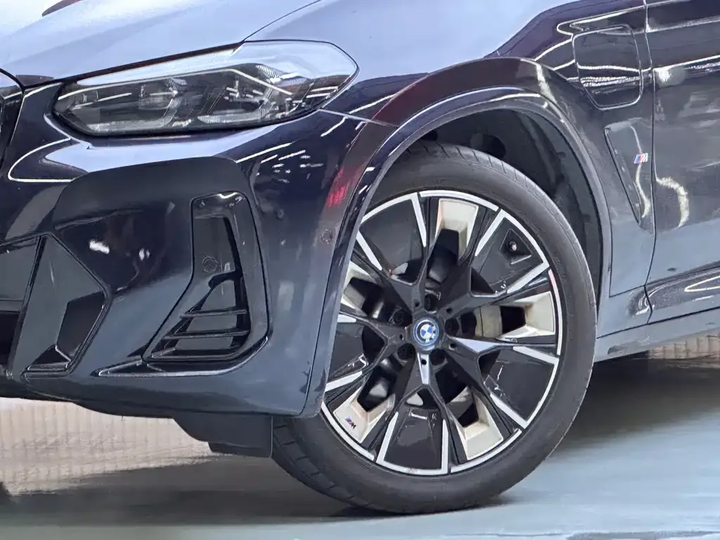 BMW iX3 2024 из CN, фото 3