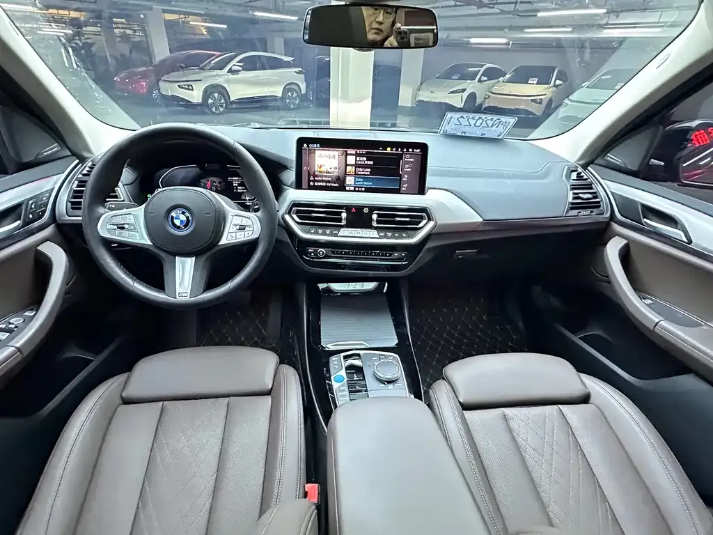 BMW iX3 2024 из CN, фото 9