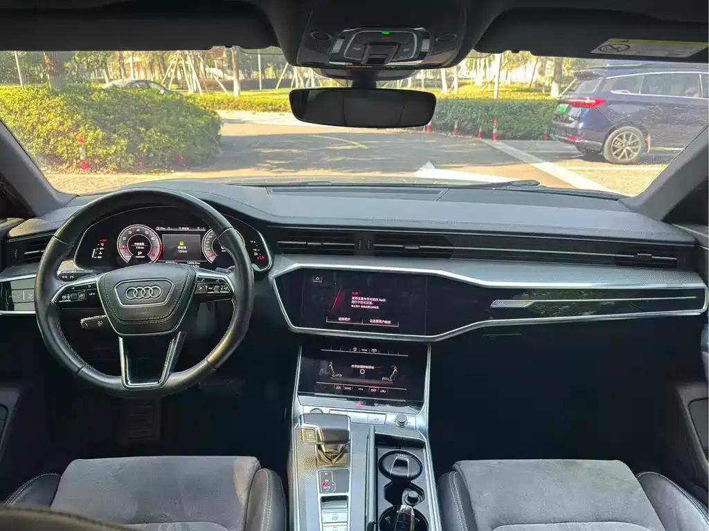 Audi A6L 2023 из CN, фото 8