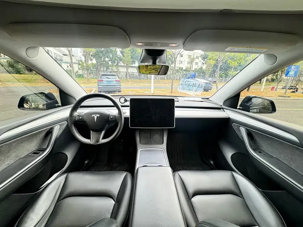 Tesla Model Y 2024 из CN, фото 8