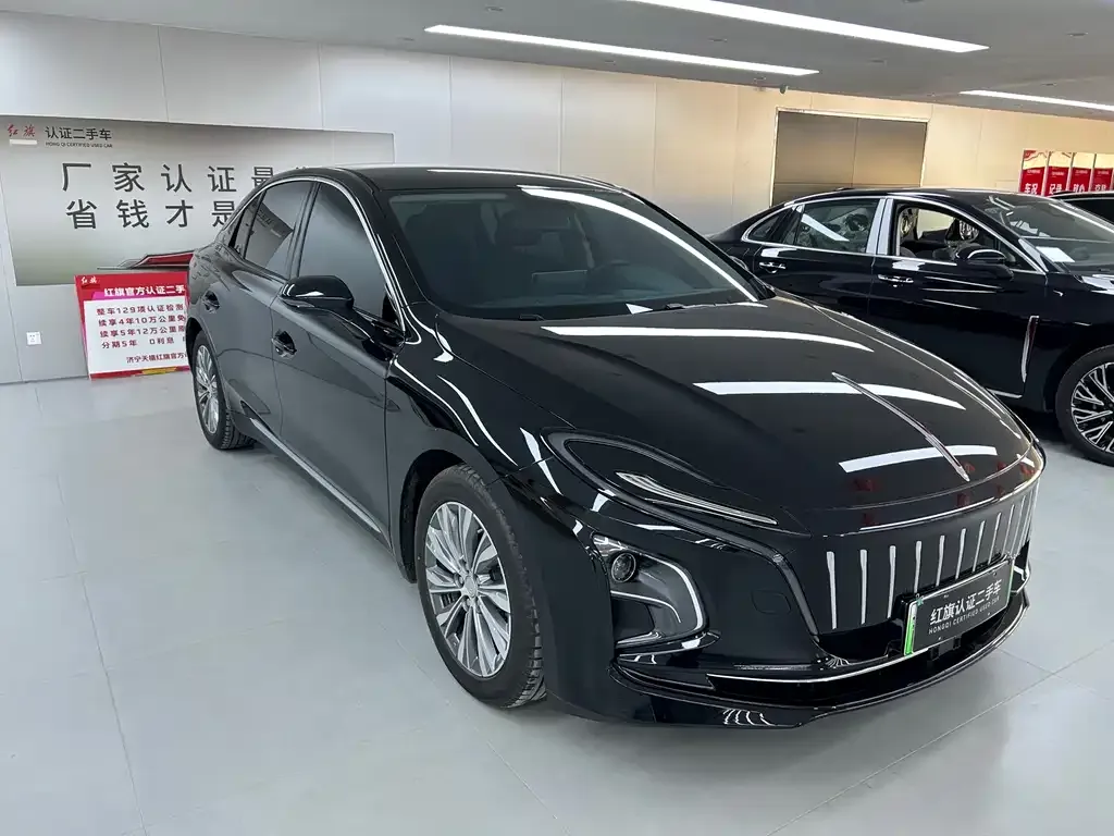 Hongqi E-QM5 — фото 3