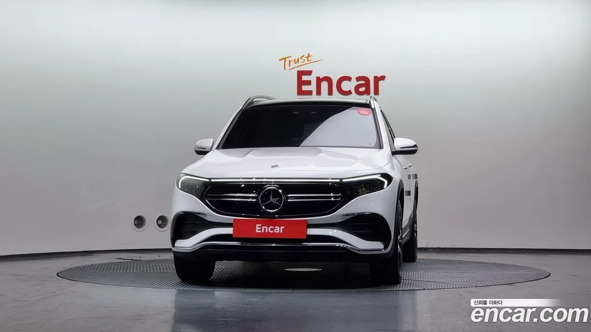 Mercedes-Benz EQB — фото 3