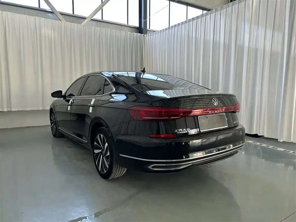Volkswagen Passat 2022 из CN, фото 5