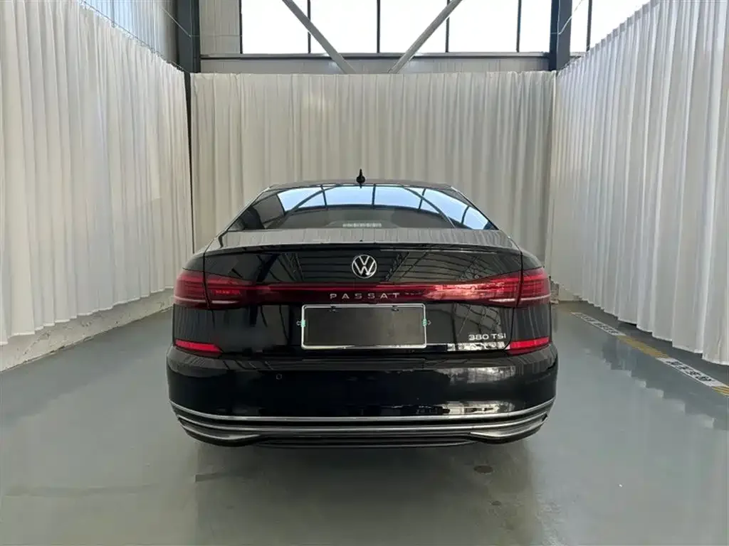 Volkswagen Passat 2022 из CN, фото 6