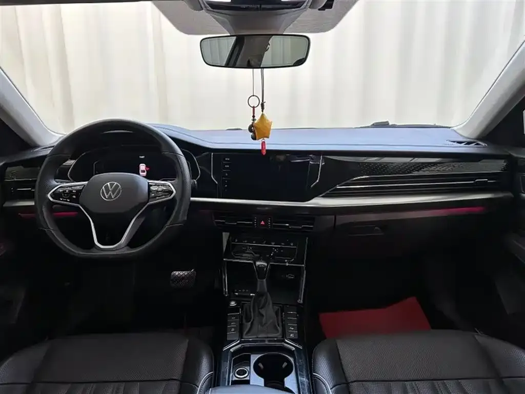 Volkswagen Passat 2022 из CN, фото 8
